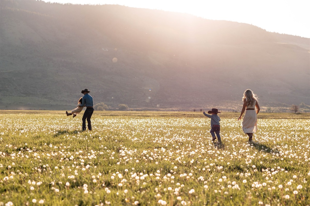 Idaho family photography by Sage and Spur