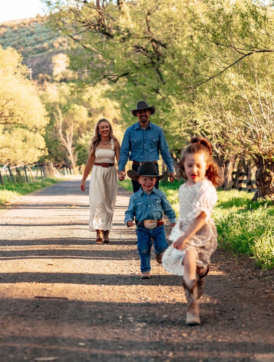 Idaho family photography by Sage and Spur