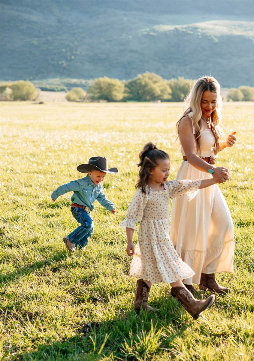Idaho family photography by Sage and Spur