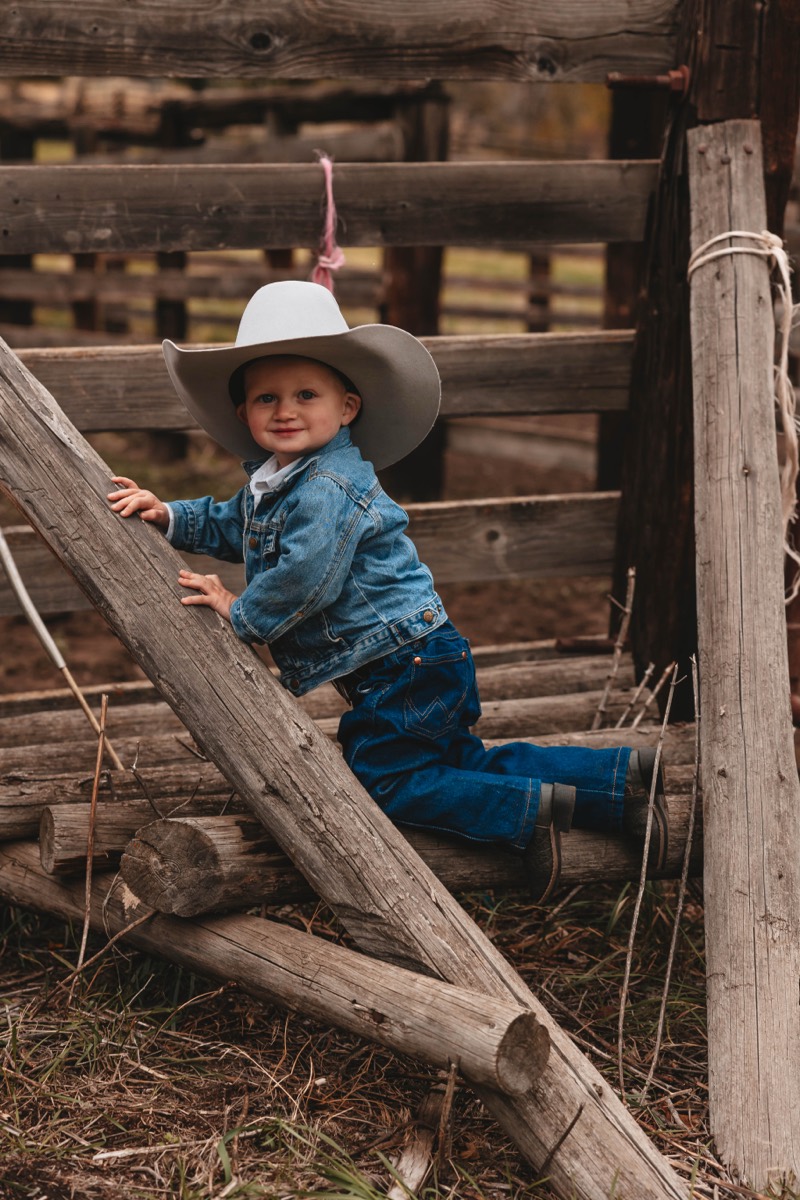 Idaho family photography by Sage and Spur