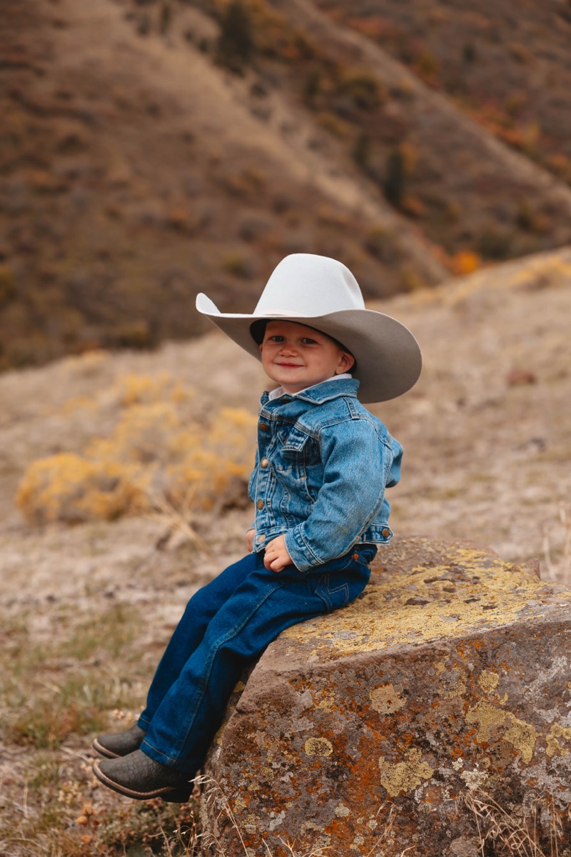 Idaho family photography by Sage and Spur