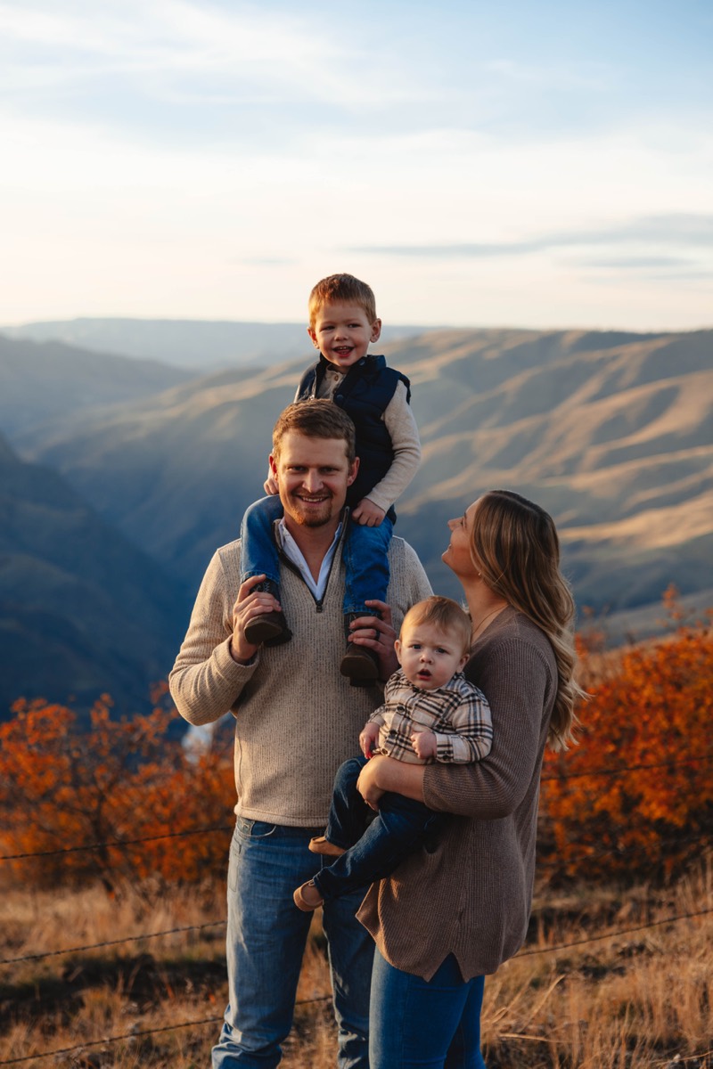 Idaho family photography by Sage and Spur
