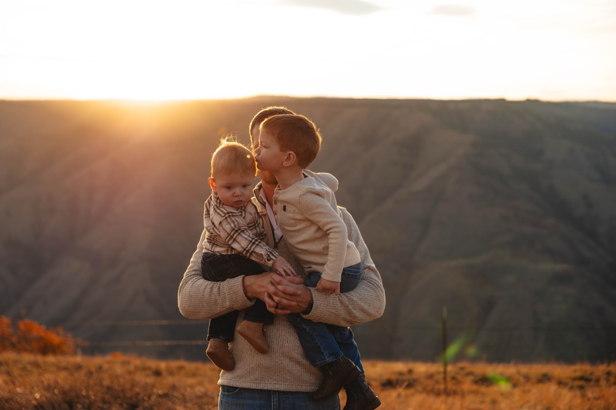 Idaho family photography by Sage and Spur