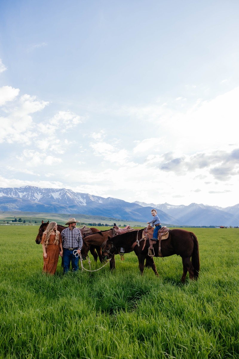Idaho family photography by Sage and Spur