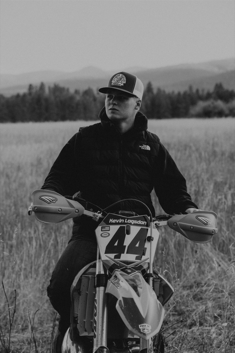Idaho senior portrait by Sage and Spur