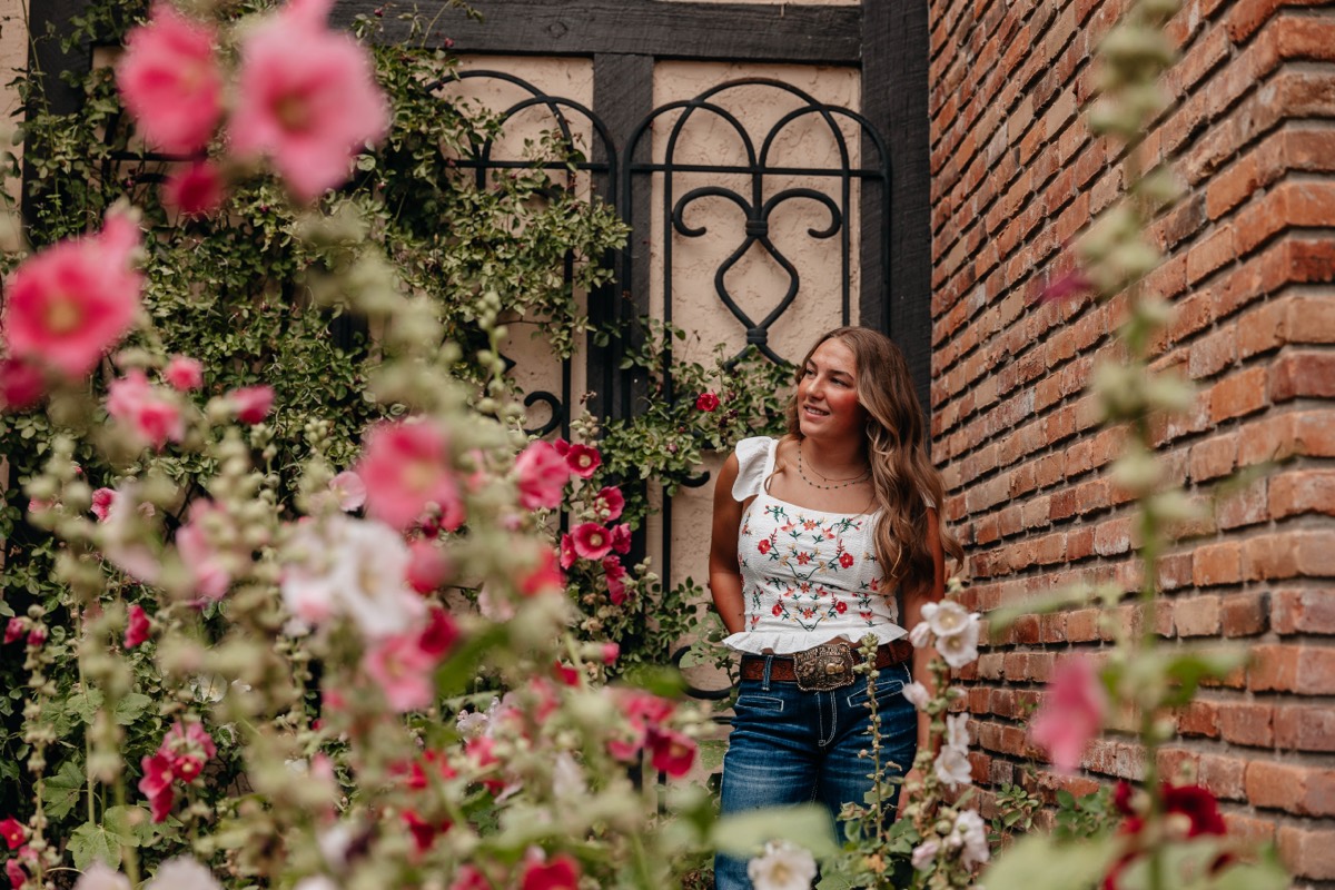 Idaho senior portrait by Sage and Spur