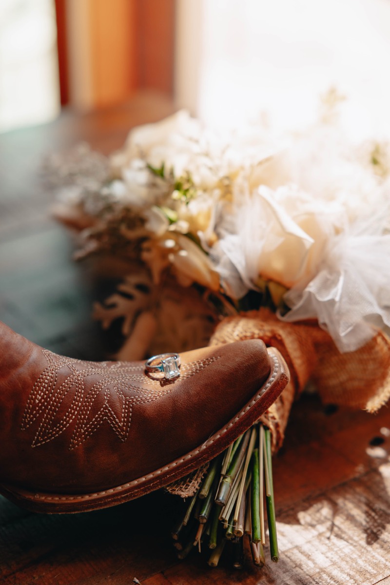 Idaho wedding photography by Sage and Spur