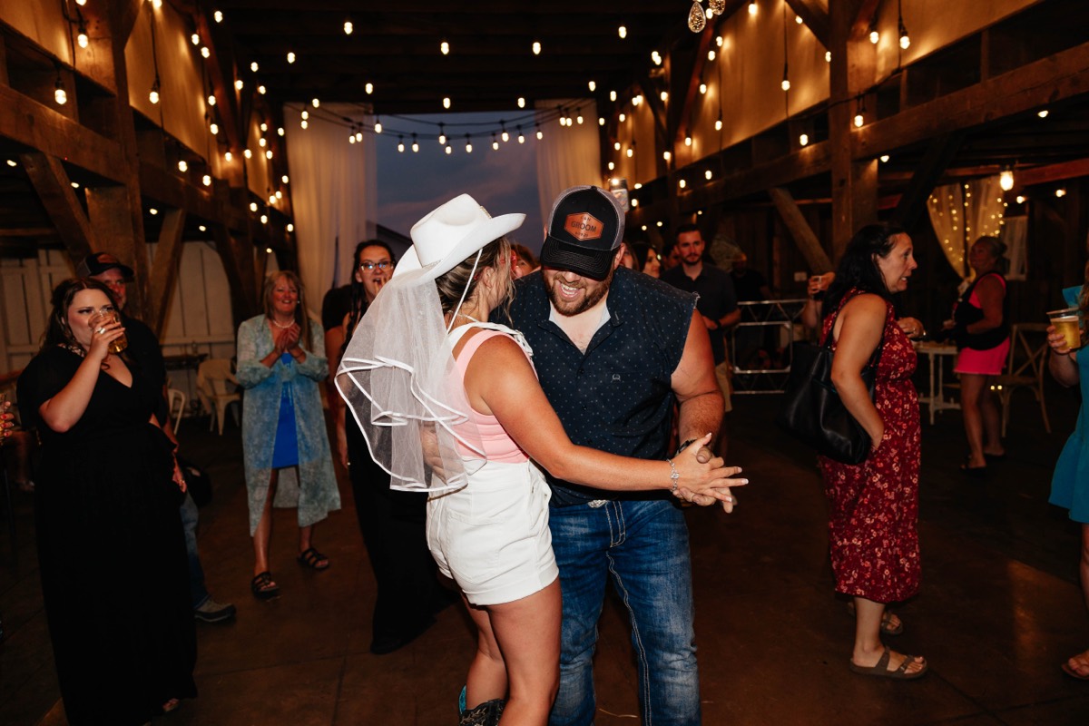 Idaho wedding photography by Sage and Spur